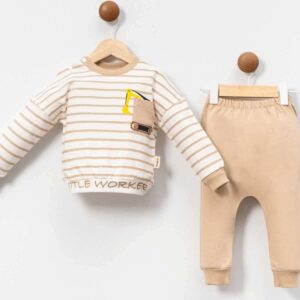 Kostum bezhe me viza me shkrim Little worker